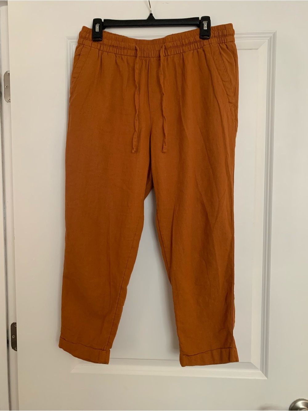 Old Navy Women's Cropped Drawstring Pants in Rust